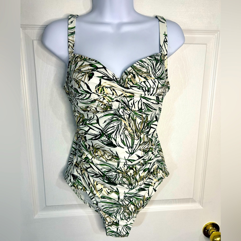 Gorgeous Nip Tuck Swim one piece bathing suit with vintage retro look